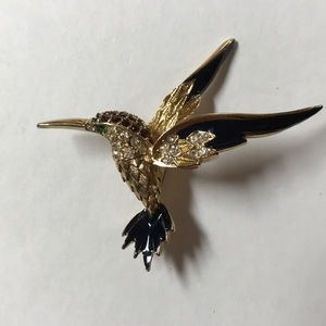 Bird pin